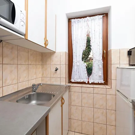 Cekovic 2 Apartman *